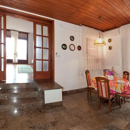 Apartman Mirta Apartment Postira