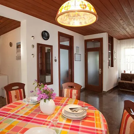 Apartman Mirta Apartment